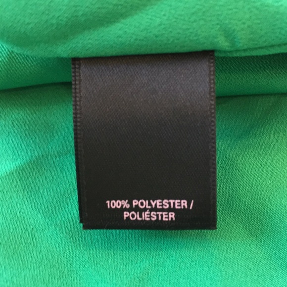 VS Green Pleated Dress - Picture 5 of 5